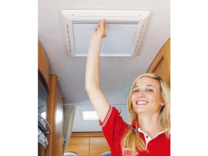 FIAMMA HATCH BLIND KIT 400MMX400MM ROLLO VENT 40