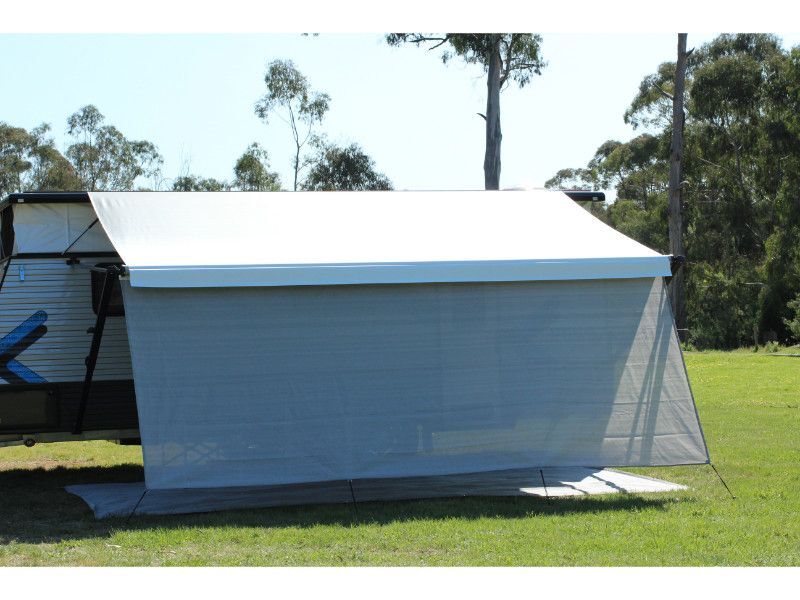 Camec Privacy Screen 4.6 x 1.8m with Ropes & Pegs