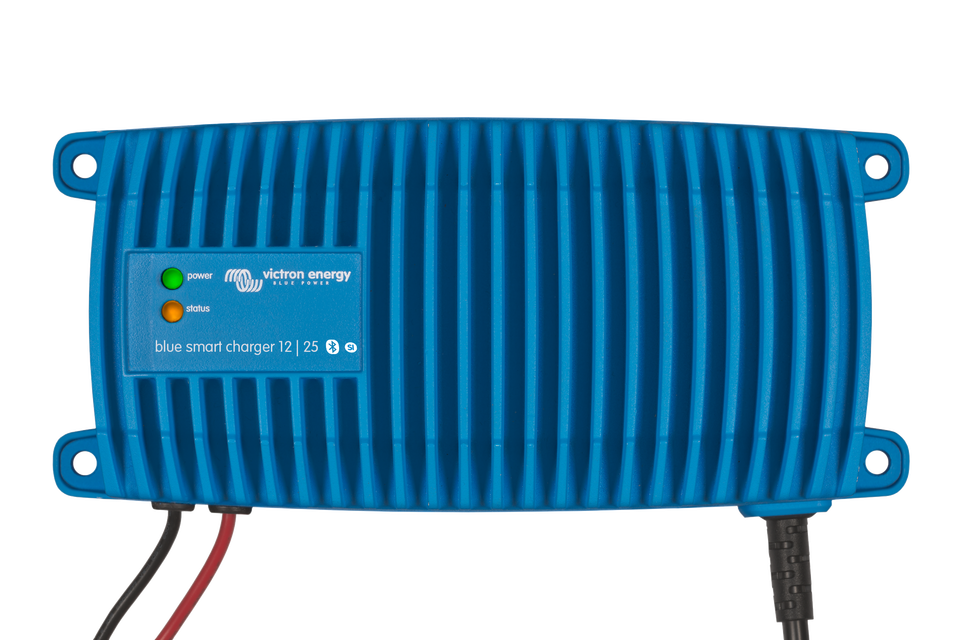 Victron Blue Smart IP67 Charger 12/25 (1) 230V