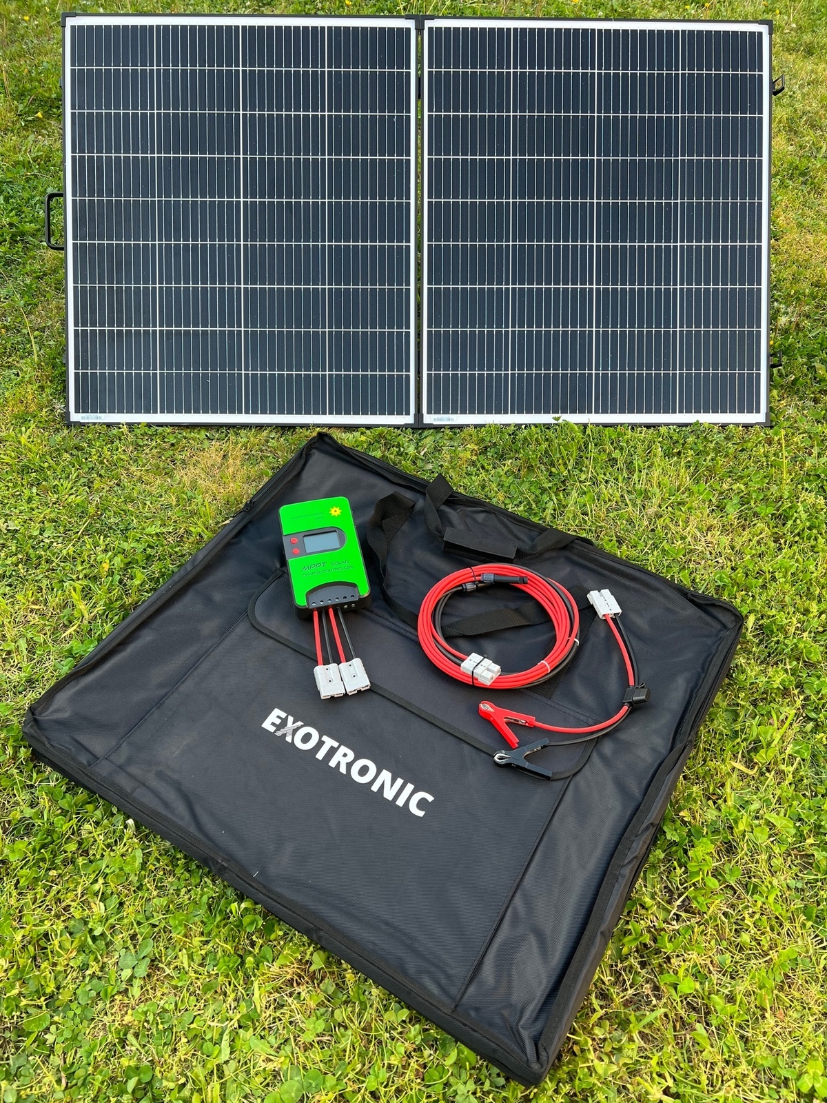 Exotronic 200W Portable Folding Solar Panel with 20A MPPT Solar Controller