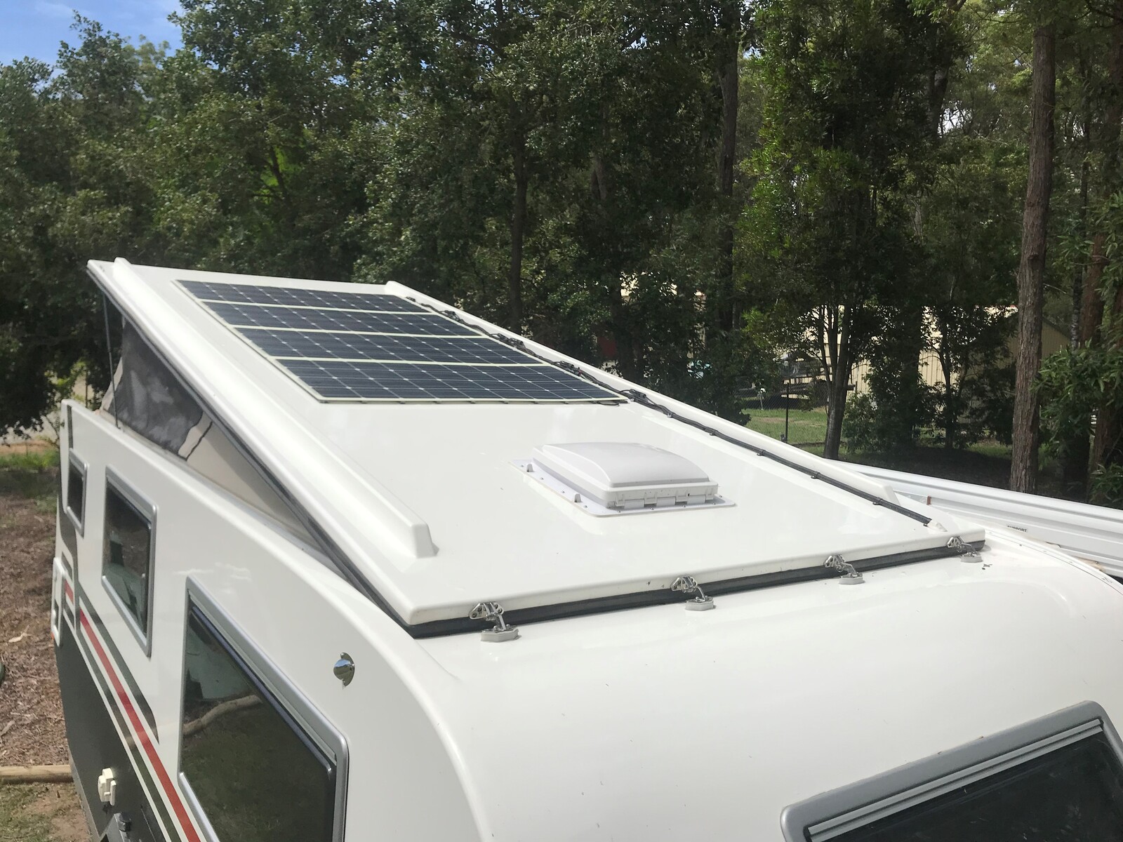 Solar 4 RVs Vented Gap Kit for 100W Panels