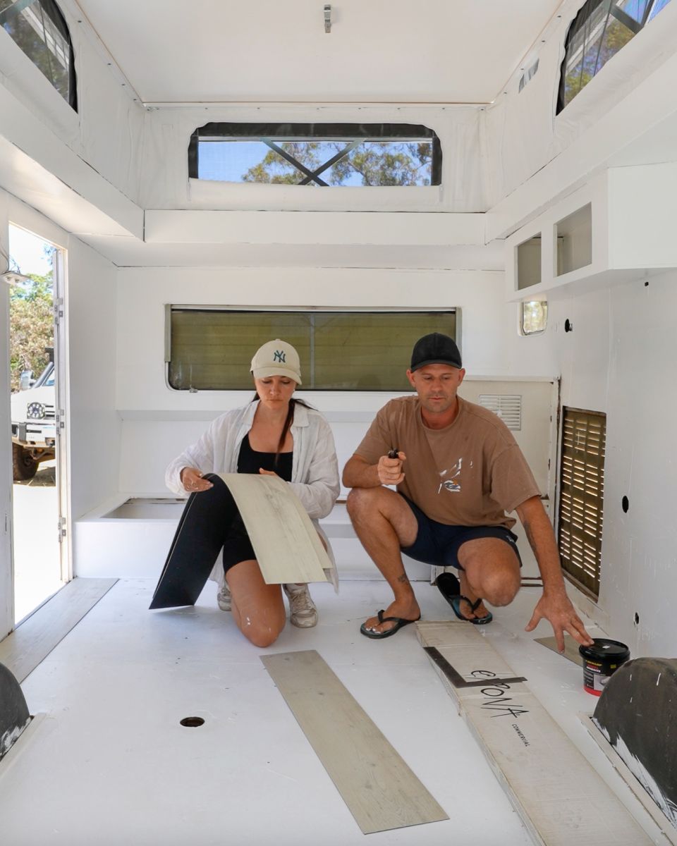 caravan air condioner instillation