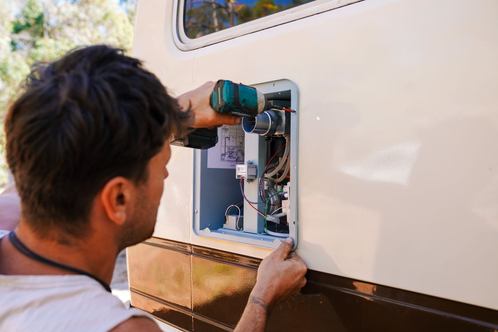 caravan hot water install