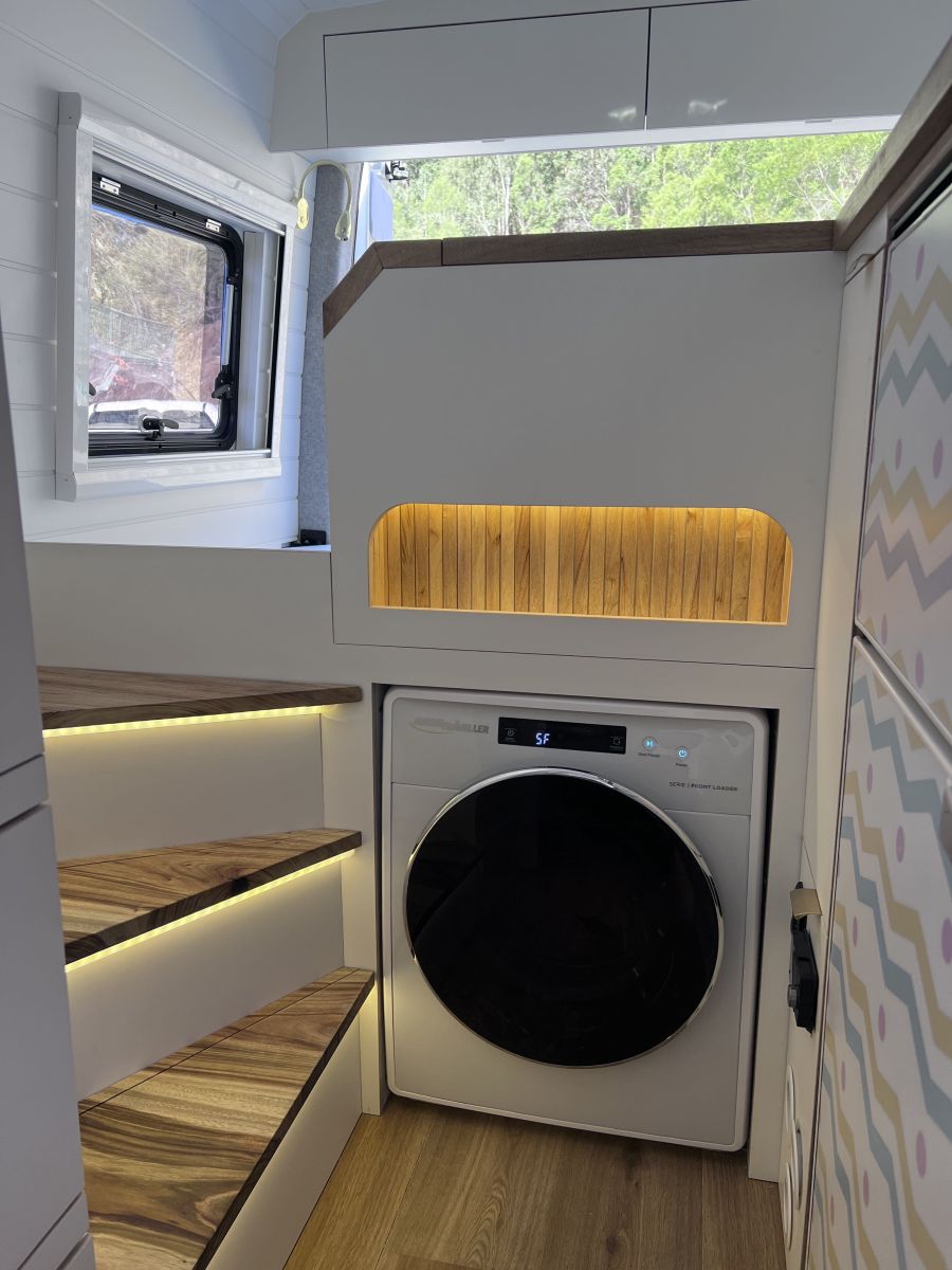 https://www.caravanrvcamping.com.au/product/aussie-traveller-3kg-front-load-washing-machine