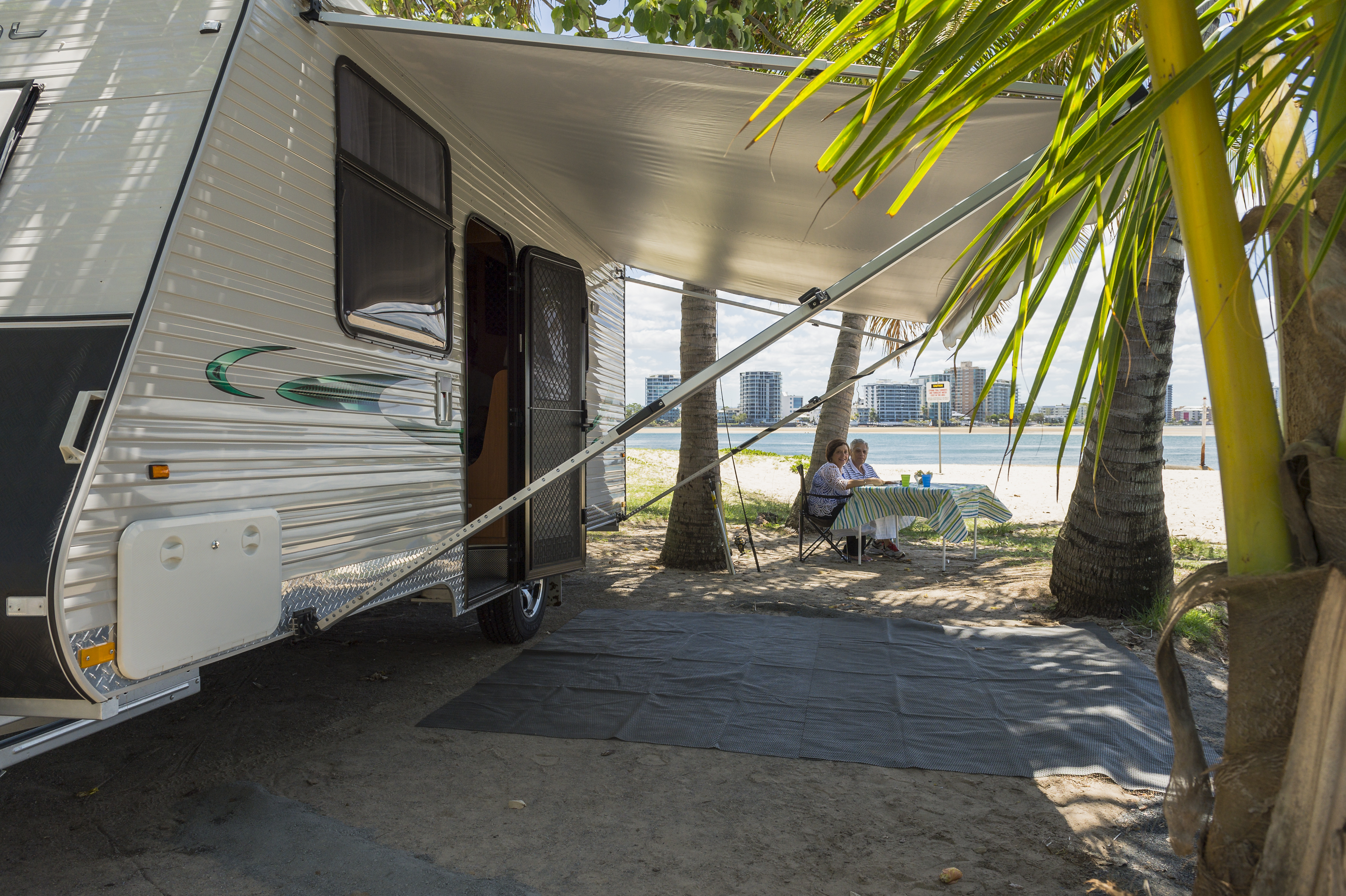Our Guide To Electric Caravan Steps