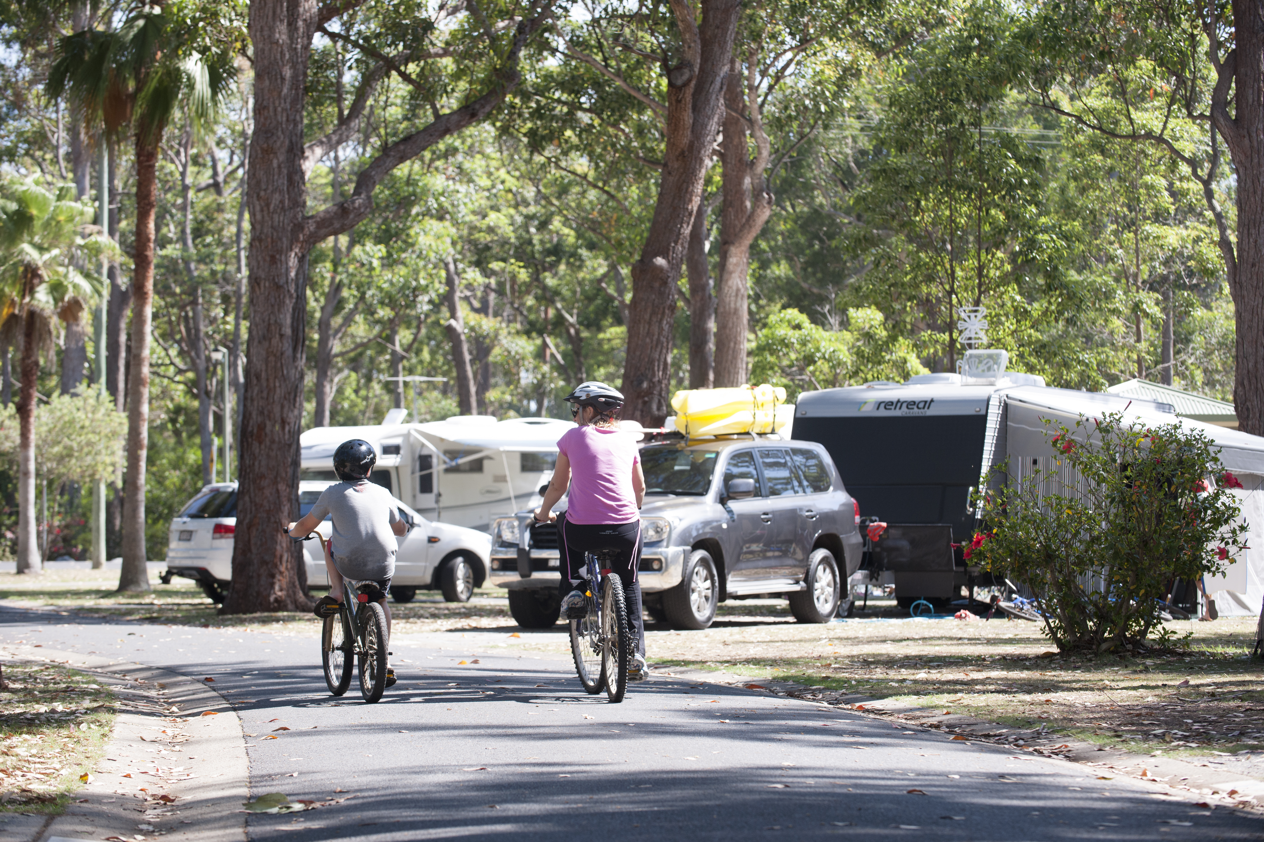 Four Must-Have Caravan Accessories for First-Time Campers