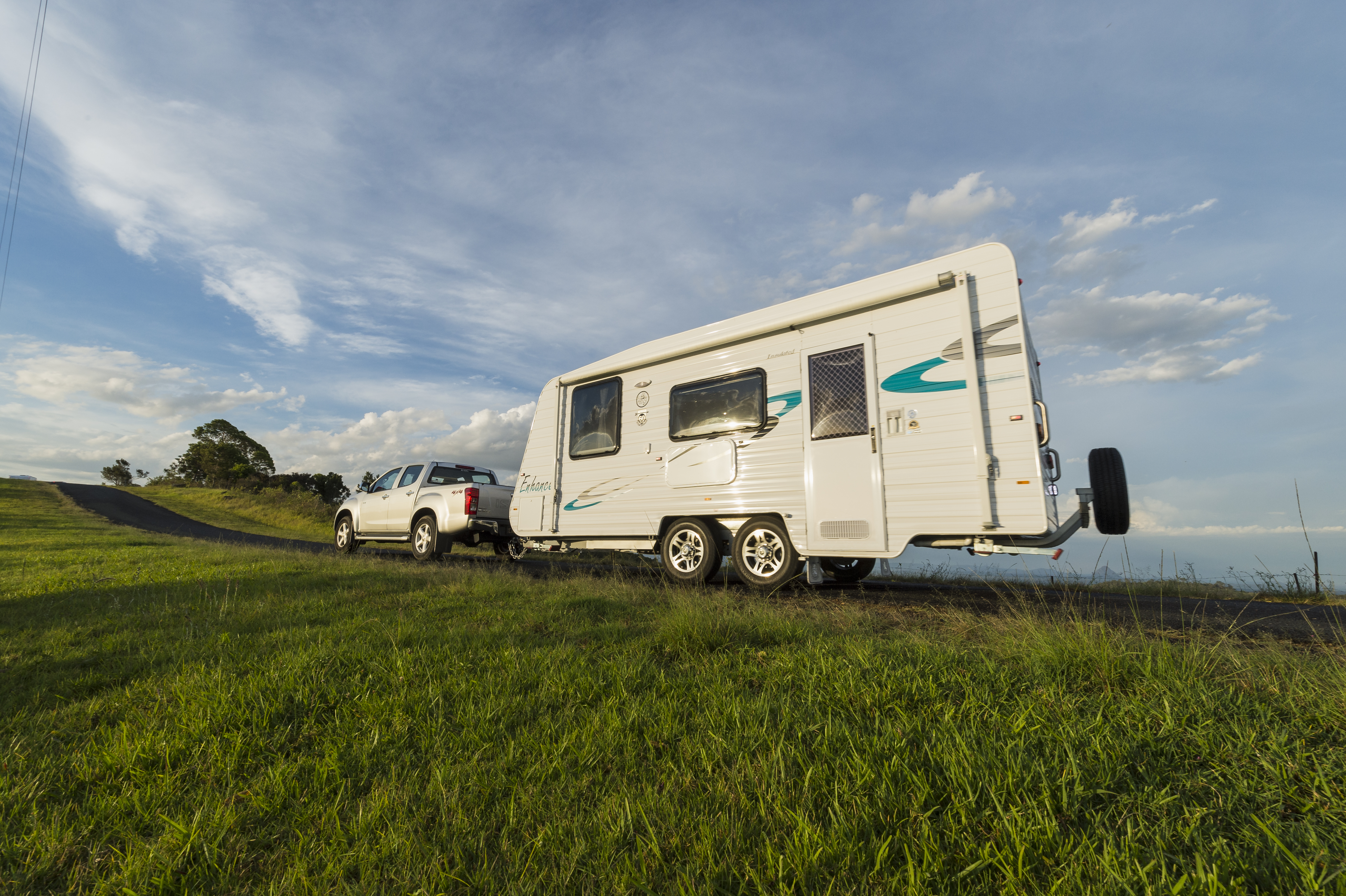 What to Do If Your Battery Dies When You're on the Road With Your Caravan