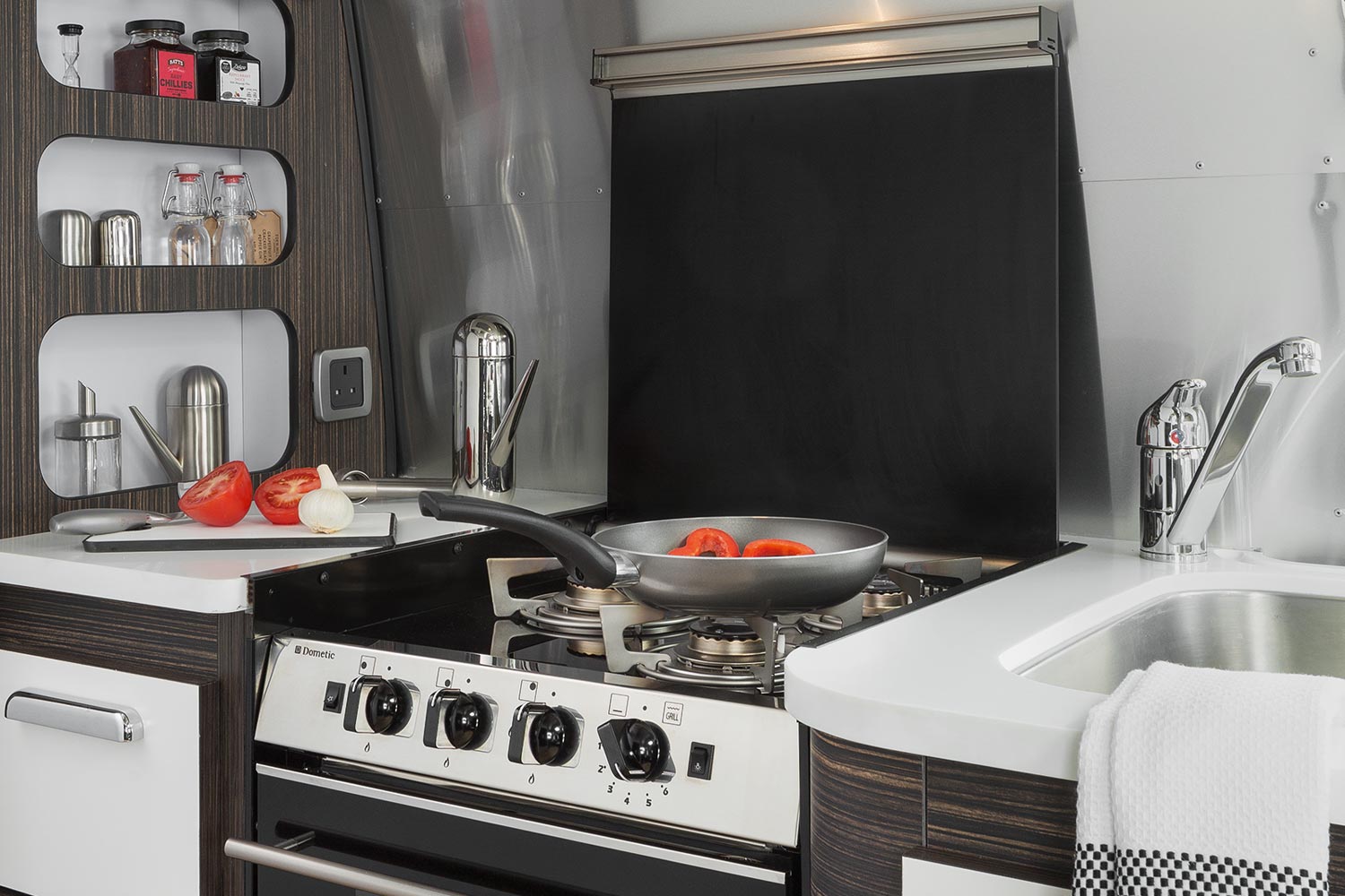 Our Guide To Caravan Cooktops
